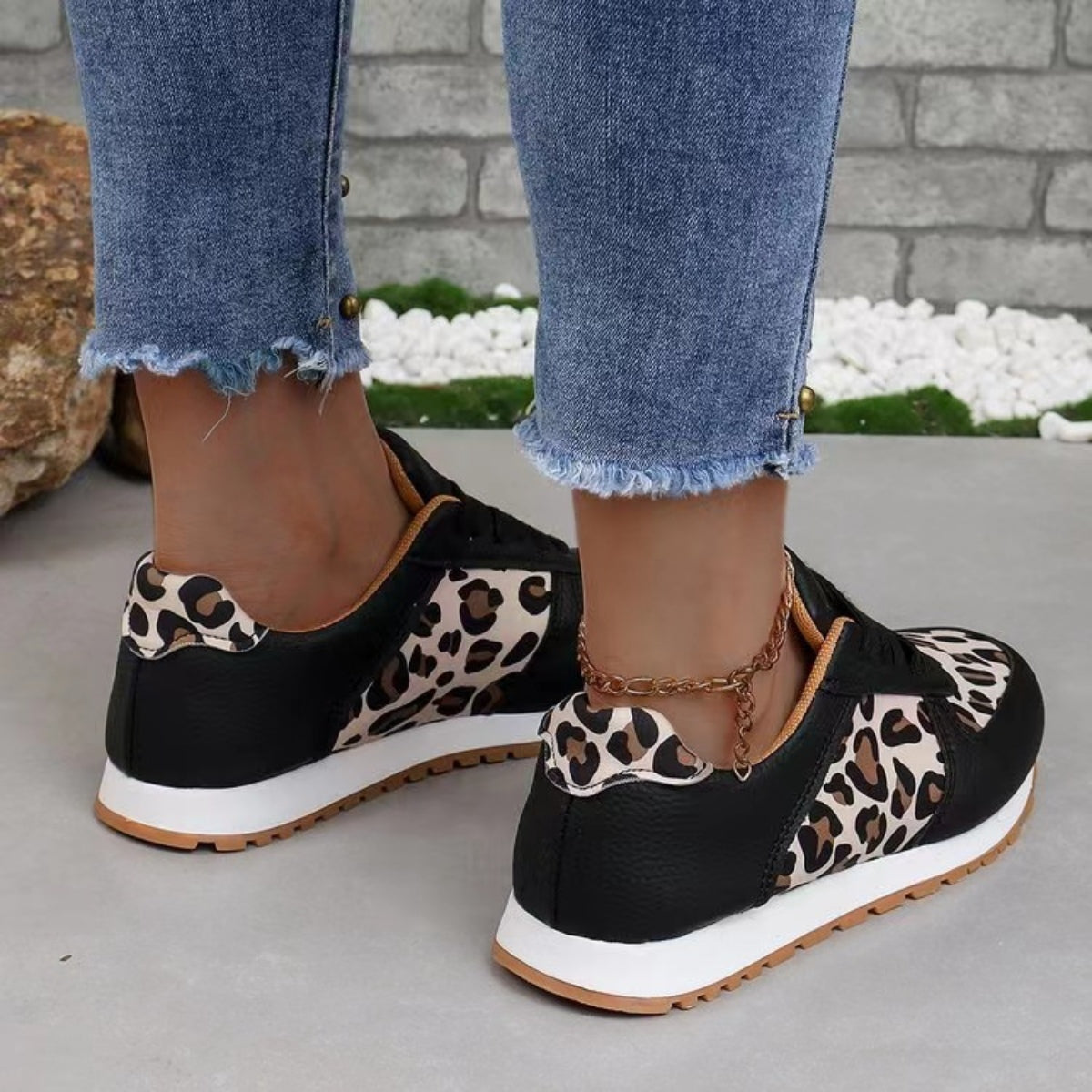 Tied Printed PU Leather Athletic Shoes